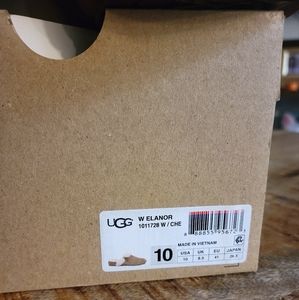 UGG Eleanor slipper authentic size 10